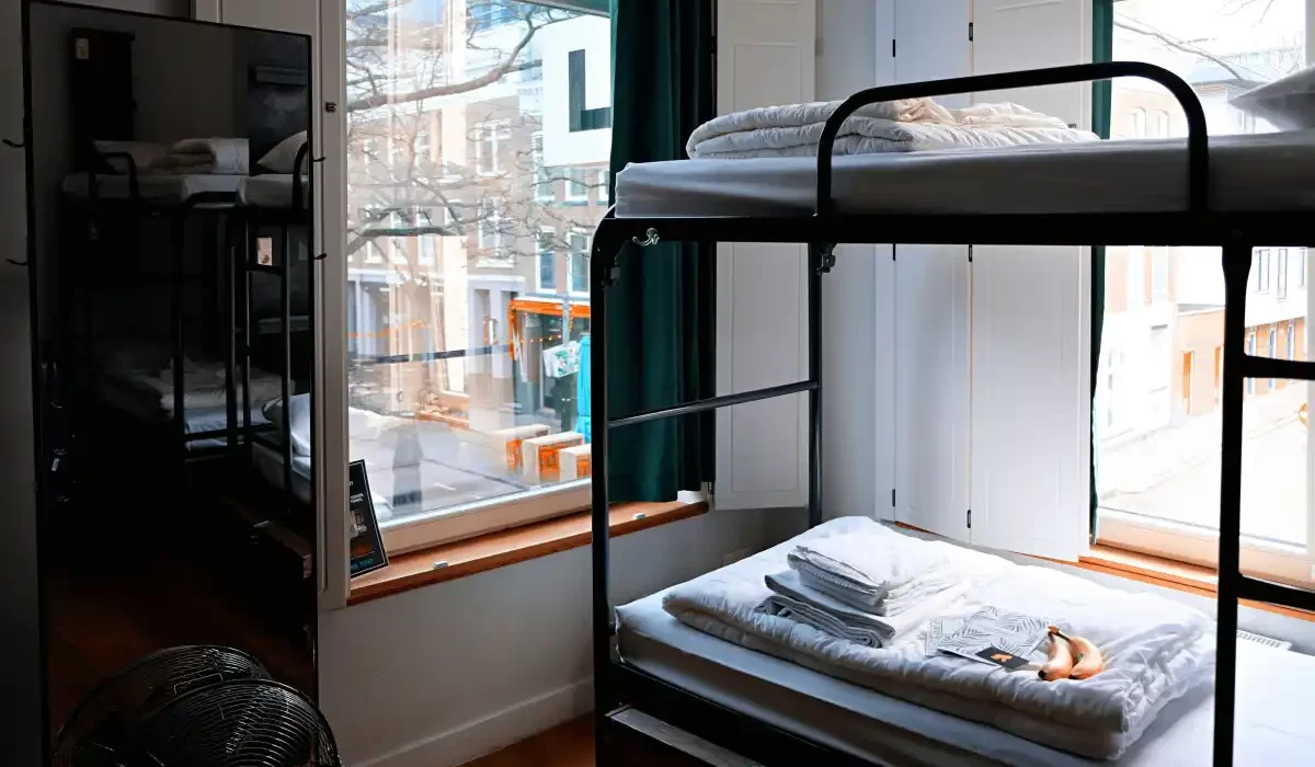 12 ways to avoid bad hostels
